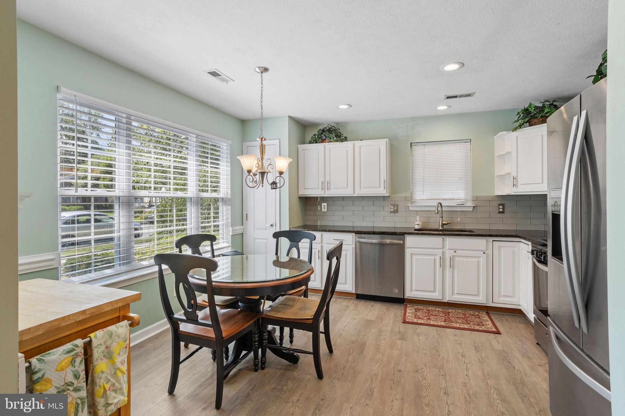 77 Maple Leaf Circle Sewell, NJ 08080 - Photo 5 of 27