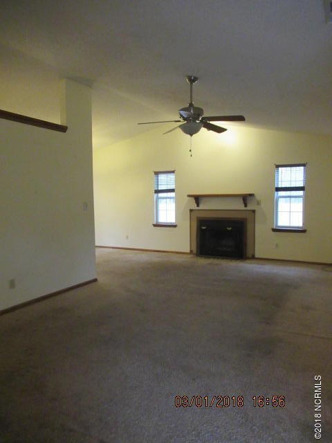 413 Ruddy Court Jacksonville, NC 28540 - Photo 4 of 26 IMG_8655