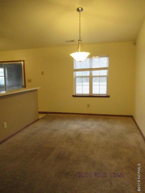413 Ruddy Court Jacksonville, NC 28540 - Photo 6 of 26 IMG_8662