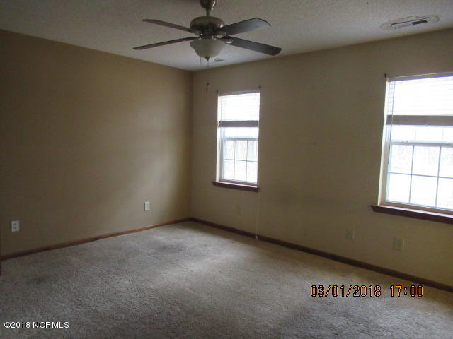 413 Ruddy Court Jacksonville, NC 28540 - Photo 10 of 26 IMG_8690