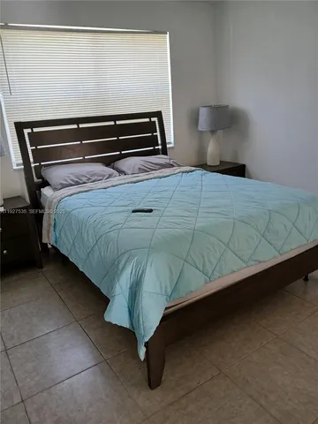 $1,100 | 6505 Pines Parkway, Unit 2, Hollywood, FL 33023