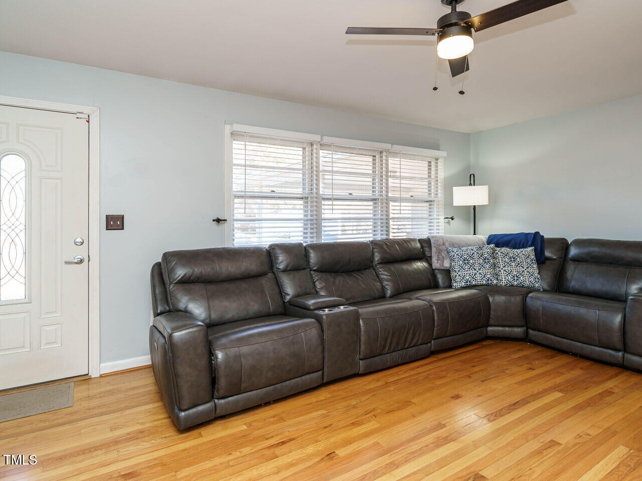 1411 Vandora Springs Road Garner, NC 27529 - Photo 4 of 29 Living room
