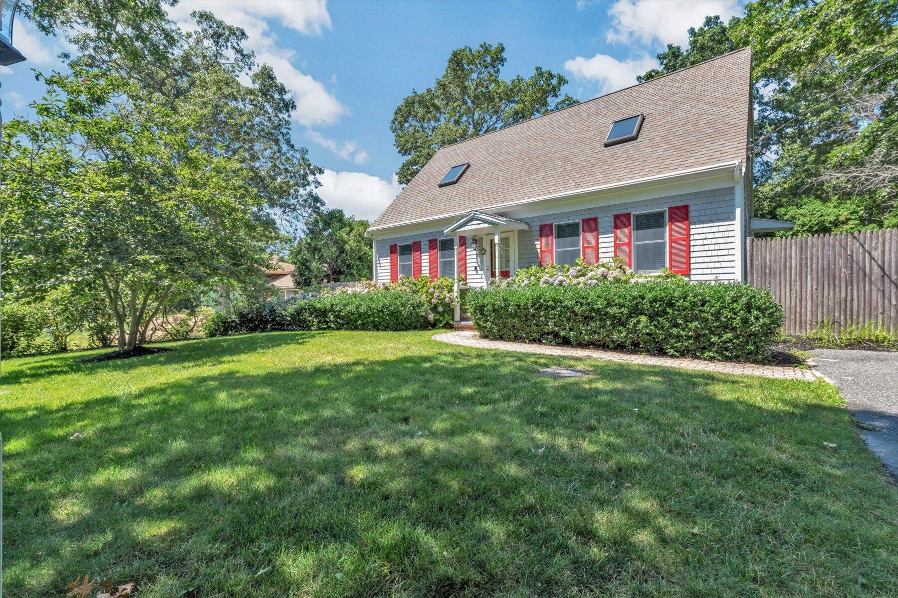 9 Elaine Road Hyannis, MA 02601 - Photo 2 of 54 03-IMGP1467