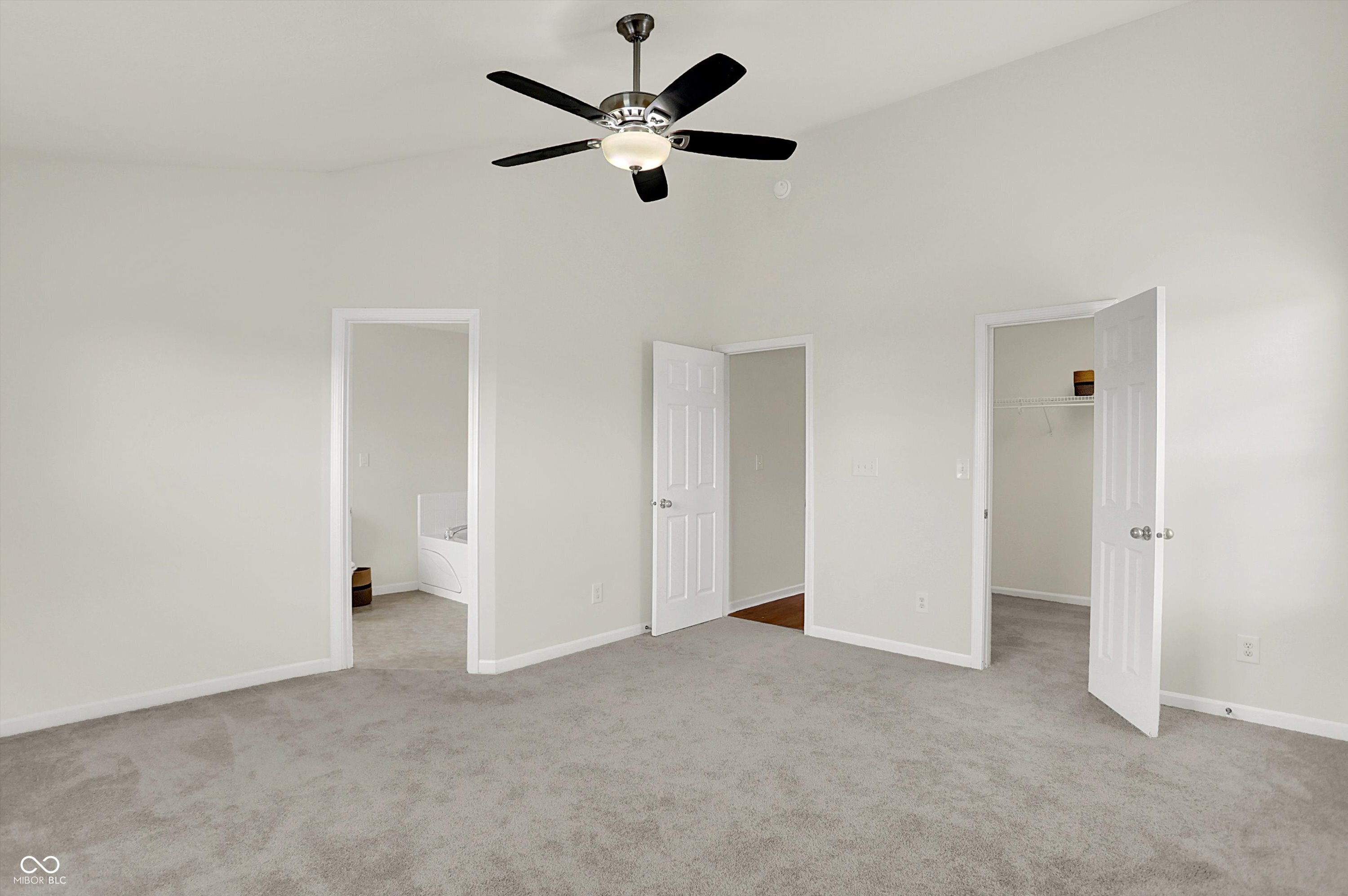 1906 Spring Beauty Drive Avon, IN 46123 - Photo 14 of 25