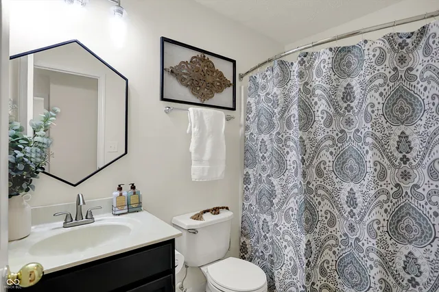 $334,900 | 1906 Spring Beauty Drive, Avon, IN 46123