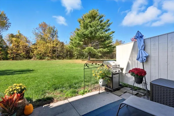 $379,900 | 73 Saybrook Road, Unit 73, Essex, VT 05452