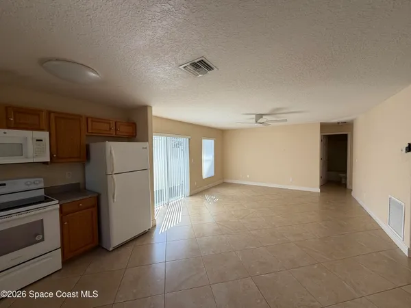 $1,700 | 1904 Fletcher Street, Melbourne, FL 32901