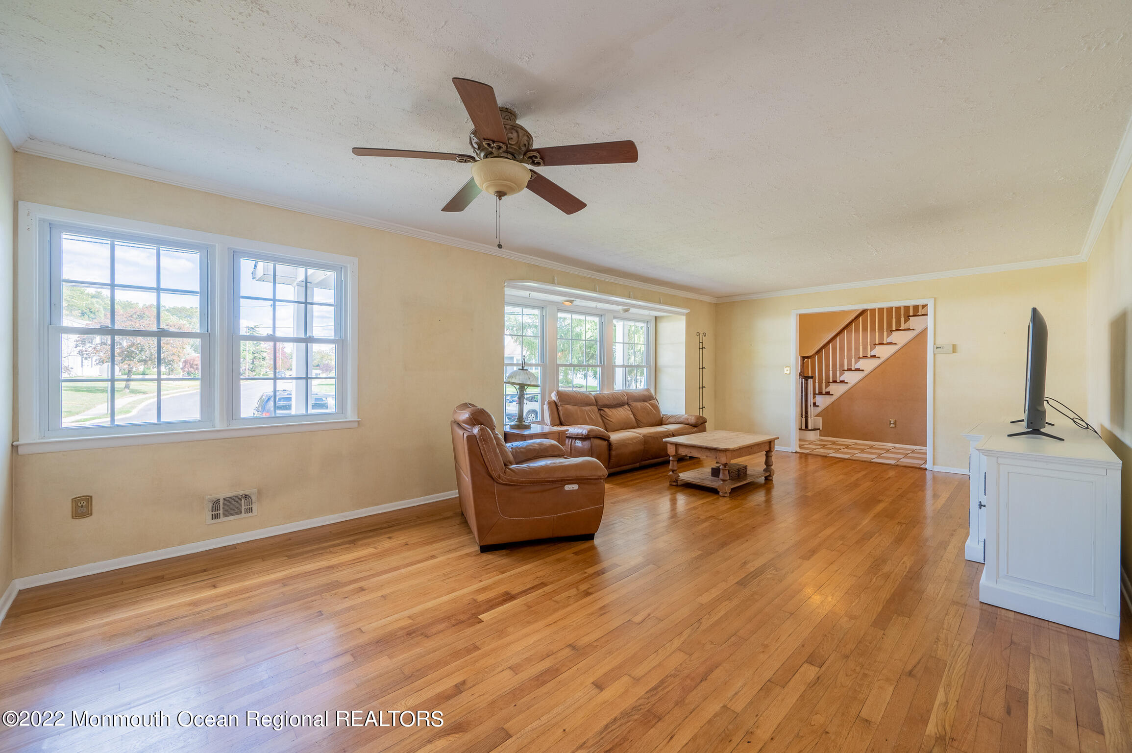 46 South Longview Road Howell, NJ 07731 - Photo 16 of 34 DF5A984A-8E1B-4B18-82CF-CFAF16D0DFC2
