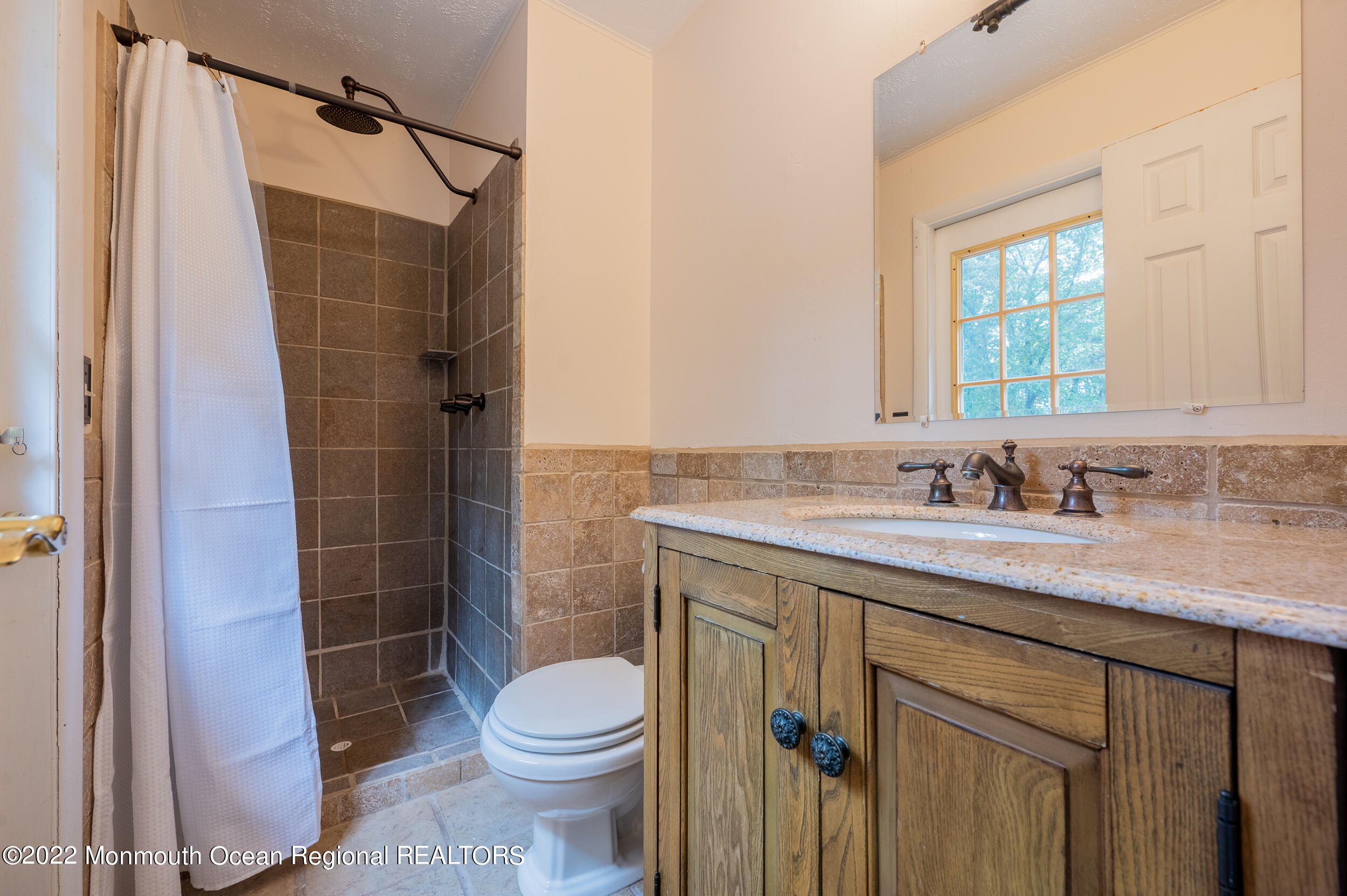 46 South Longview Road Howell, NJ 07731 - Photo 22 of 34 DBBFB606-B801-4292-AB76-EF4861B42B8D