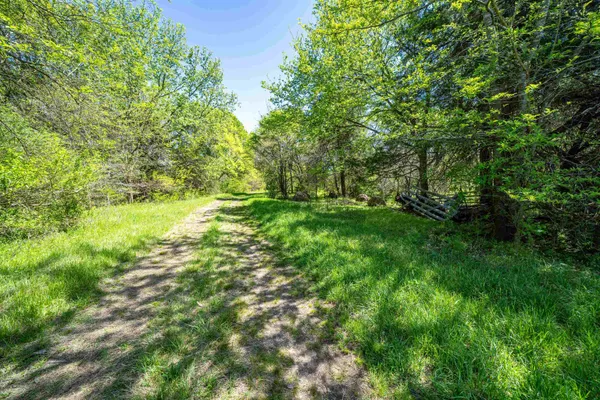 $899,000 | 830 McKnight Loop, Mason, TN 38049