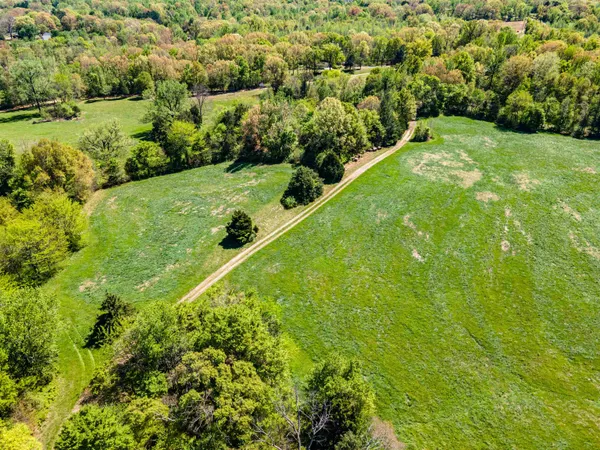 $899,000 | 830 McKnight Loop, Mason, TN 38049