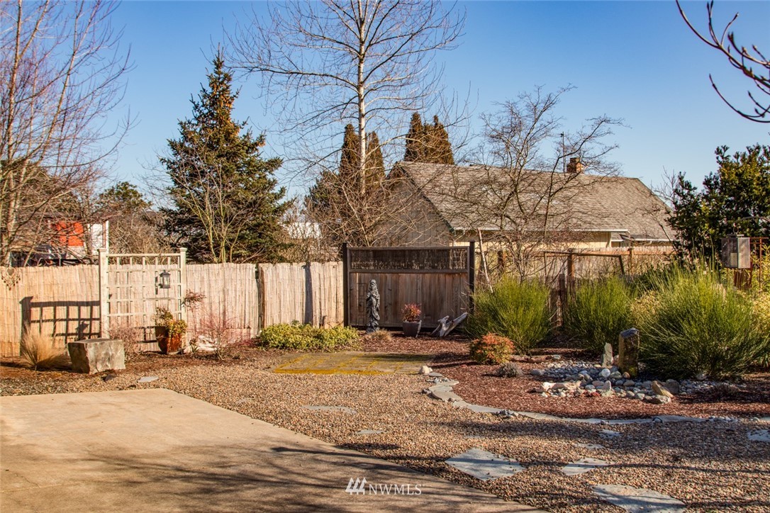 8134 Cowichan Road Blaine, WA 98230 - Photo 27 of 36 Gallery Image 27
