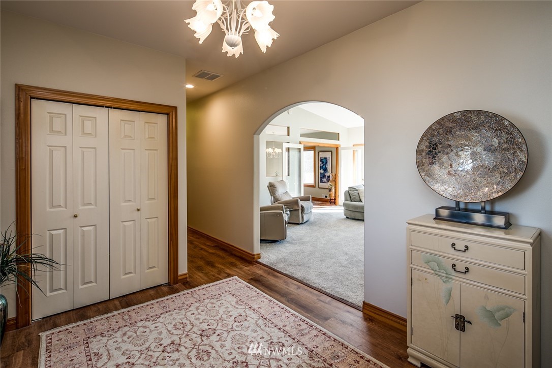 8134 Cowichan Road Blaine, WA 98230 - Photo 4 of 36 Gallery Image 4