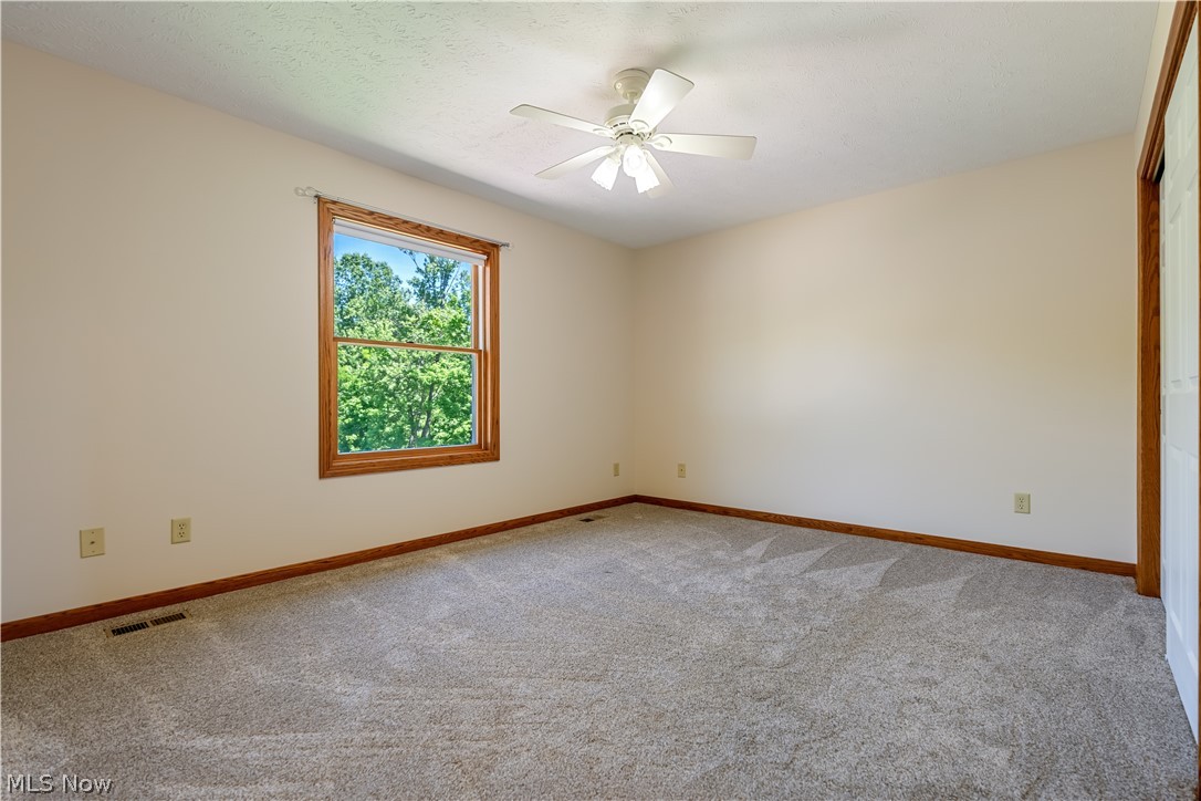 5341 Newton Falls Road Ravenna, OH 44266 - Photo 25 of 39