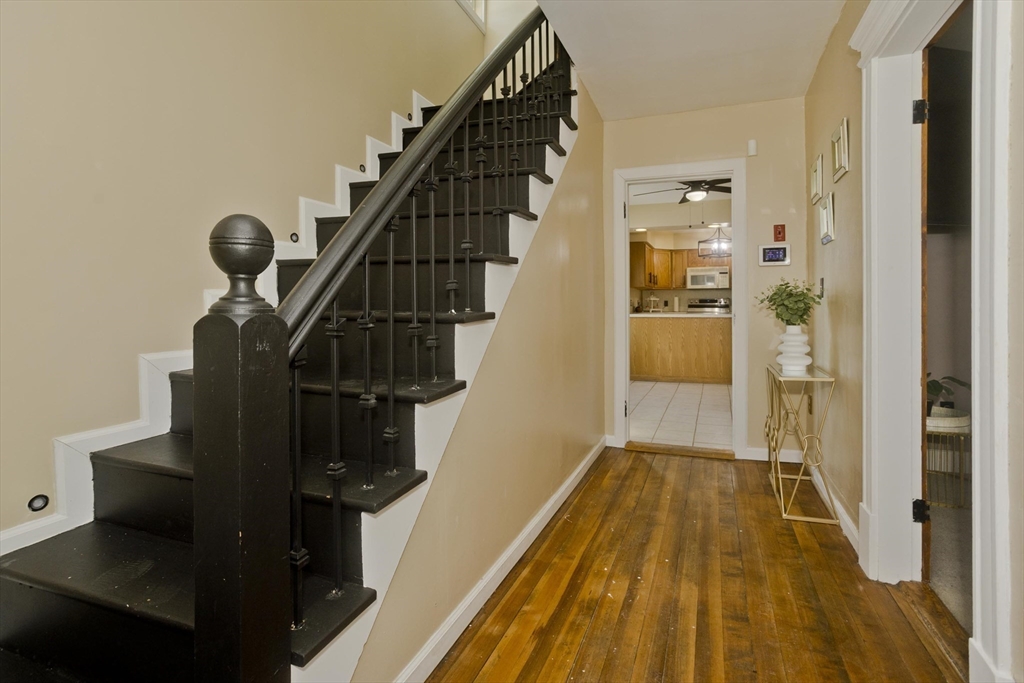 23 Jackson Street Chicopee, MA 01020 - Photo 11 of 22