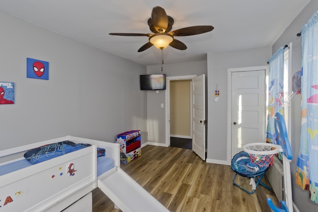 23 Jackson Street Chicopee, MA 01020 - Photo 13 of 22