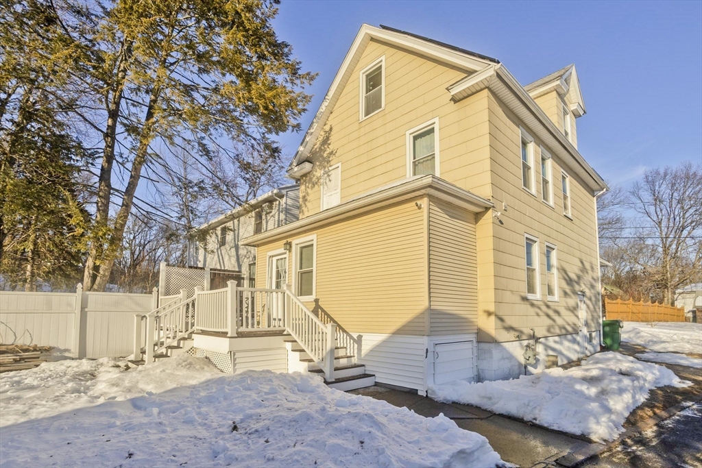 23 Jackson Street Chicopee, MA 01020 - Photo 20 of 22