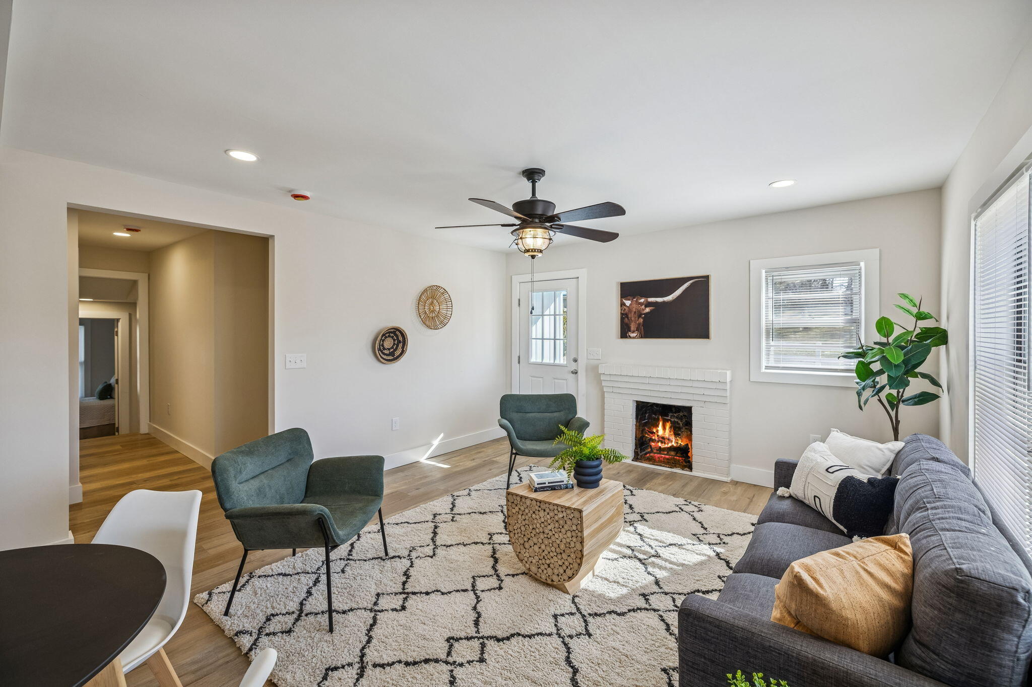 406 Taylor Street Athens, TN 37303 - Photo 4 of 37 7-406 Taylor St Athens - 007