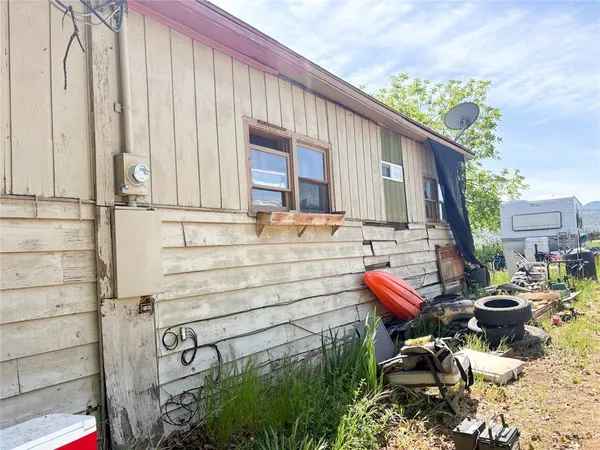 $128,000 | 324 Henley Hornbrook Road, Hornbrook, CA 96044