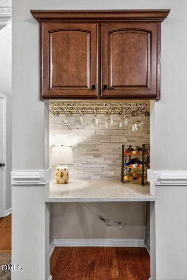 12321 Inglehurst Drive Raleigh, NC 27613 - Photo 13 of 28 016-1280x960-servery