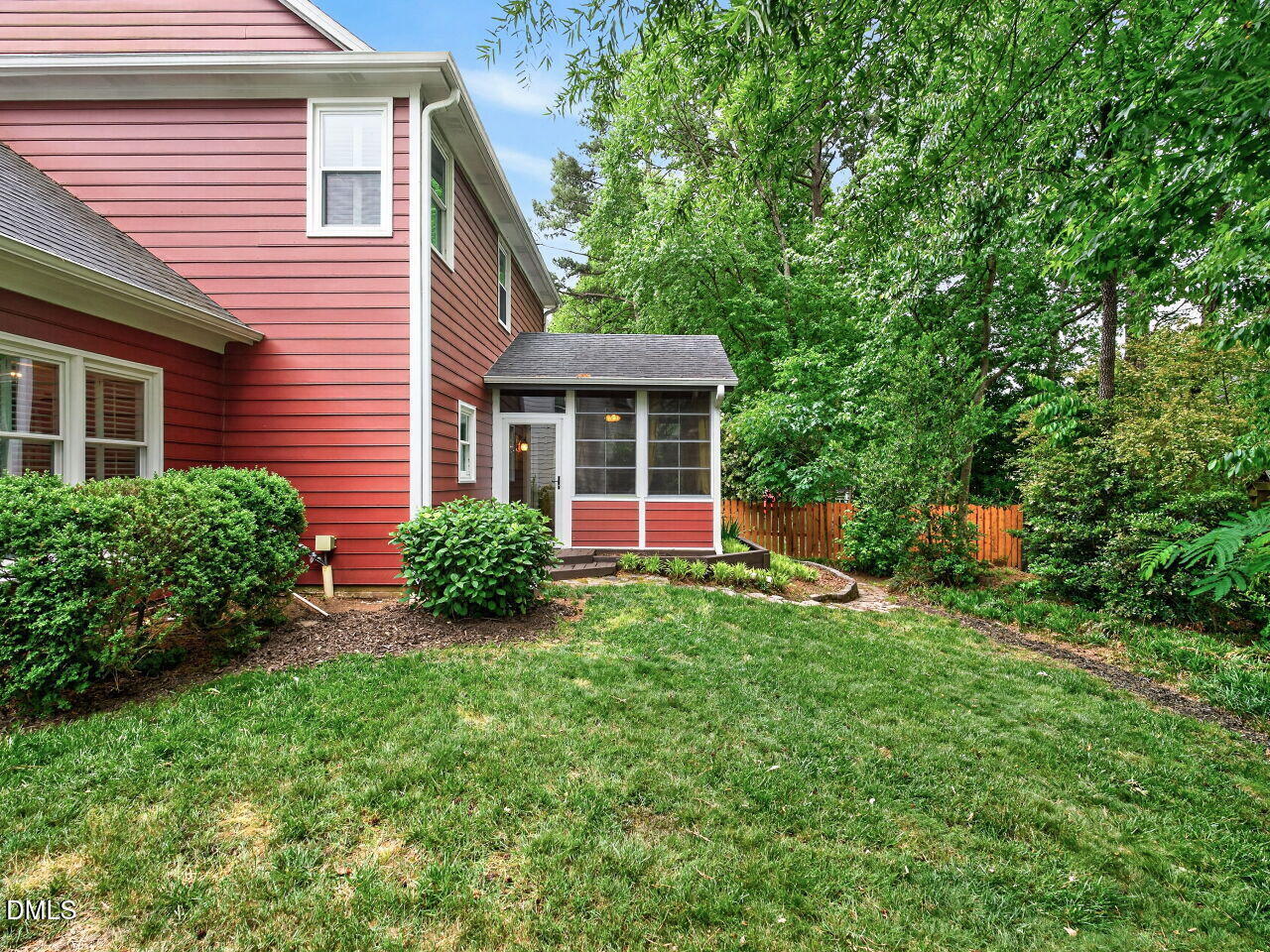 12321 Inglehurst Drive Raleigh, NC 27613 - Photo 26 of 28 029-1280x960-backyard