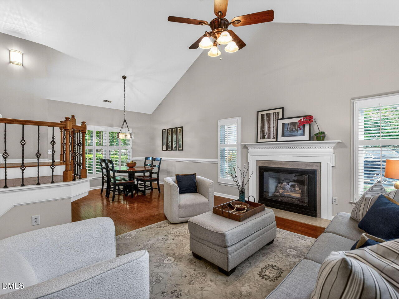 12321 Inglehurst Drive Raleigh, NC 27613 - Photo 5 of 28 008-1280x960-living-room