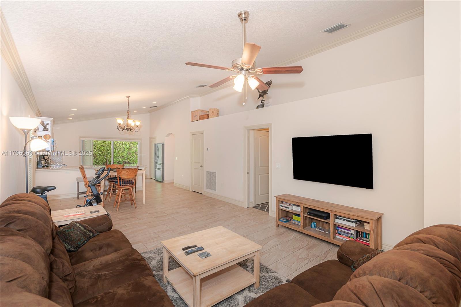 4815 Jefferson Road Delray Beach, FL 33445 - Photo 2 of 20