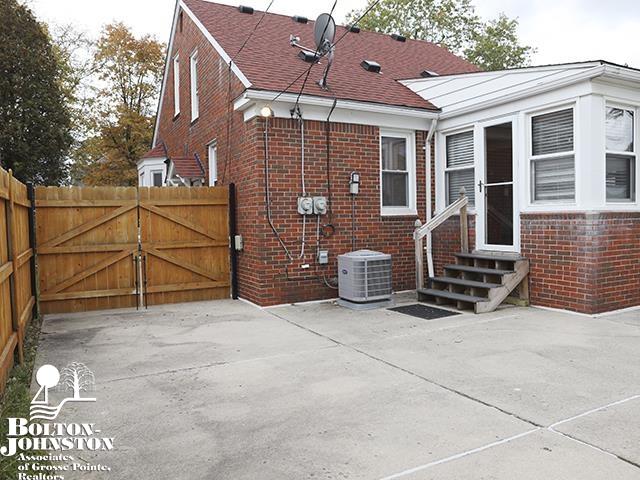 464 Moran Road Grosse Pointe Farms, MI 48236 - Photo 27 of 29