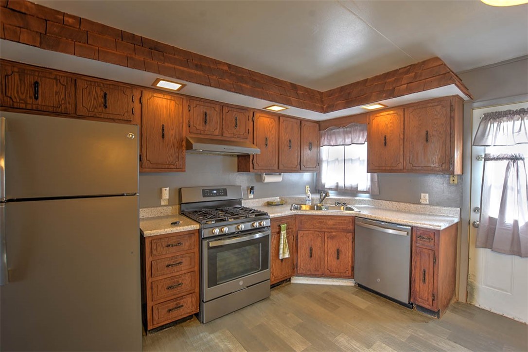 19 Meadow Terrace Drive Decatur, IL 62521 - Photo 5 of 16