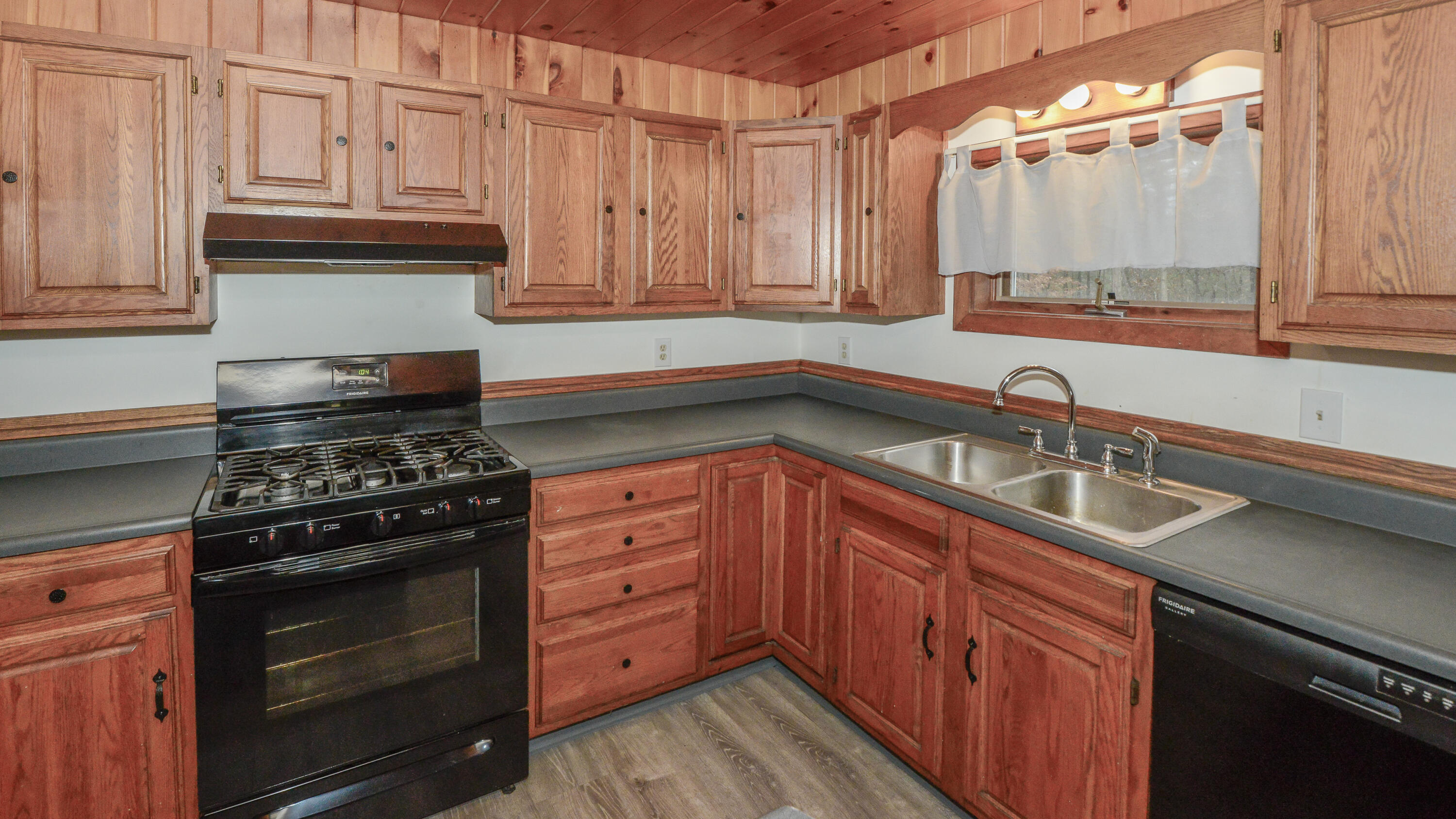 180 Lovewell Pond Road Fryeburg, ME 04037 - Photo 10 of 53 180 lovewell pond road-61