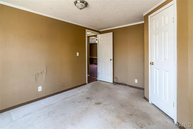 $89,500 | 302 Russell Street, Cambria, IL 62915