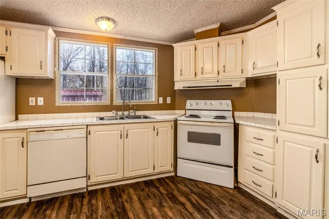 $89,500 | 302 Russell Street, Cambria, IL 62915