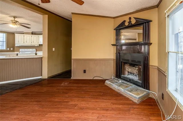 $89,500 | 302 Russell Street, Cambria, IL 62915