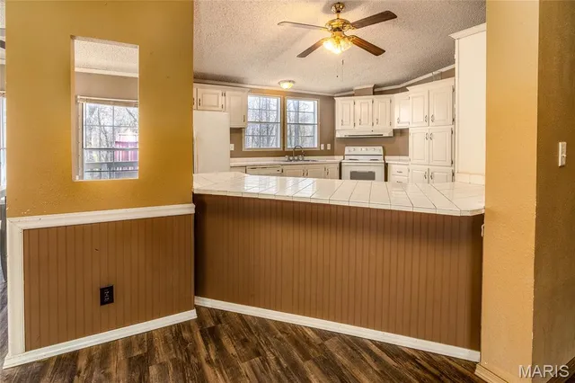 $89,500 | 302 Russell Street, Cambria, IL 62915