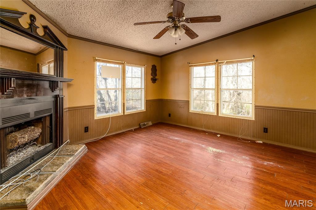 302 Russell Street Cambria, IL 62915 - Photo 25 of 40