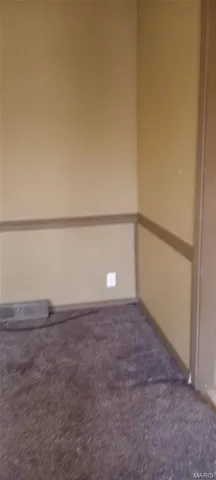 $89,500 | 302 Russell Street, Cambria, IL 62915