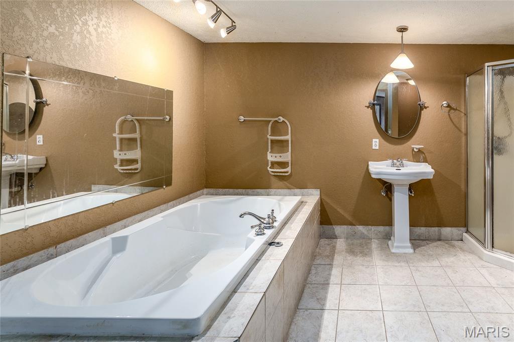 302 Russell Street Cambria, IL 62915 - Photo 30 of 40