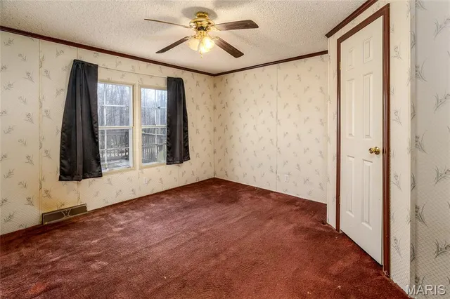 $89,500 | 302 Russell Street, Cambria, IL 62915