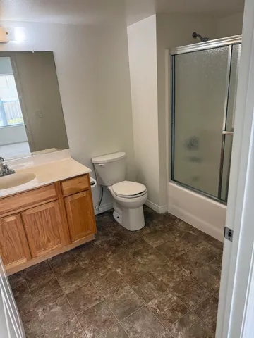 $2,995 | 1256 East Main Street, Unit 3, Ventura, CA 93001