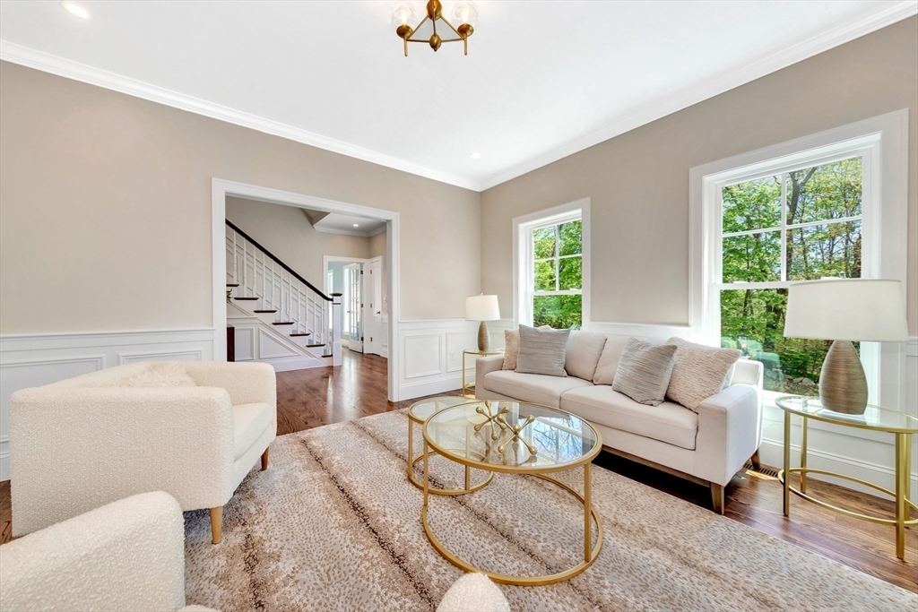 32 Brookside Avenue Lexington, MA 02421 - Photo 5 of 33 Gallery Image 5