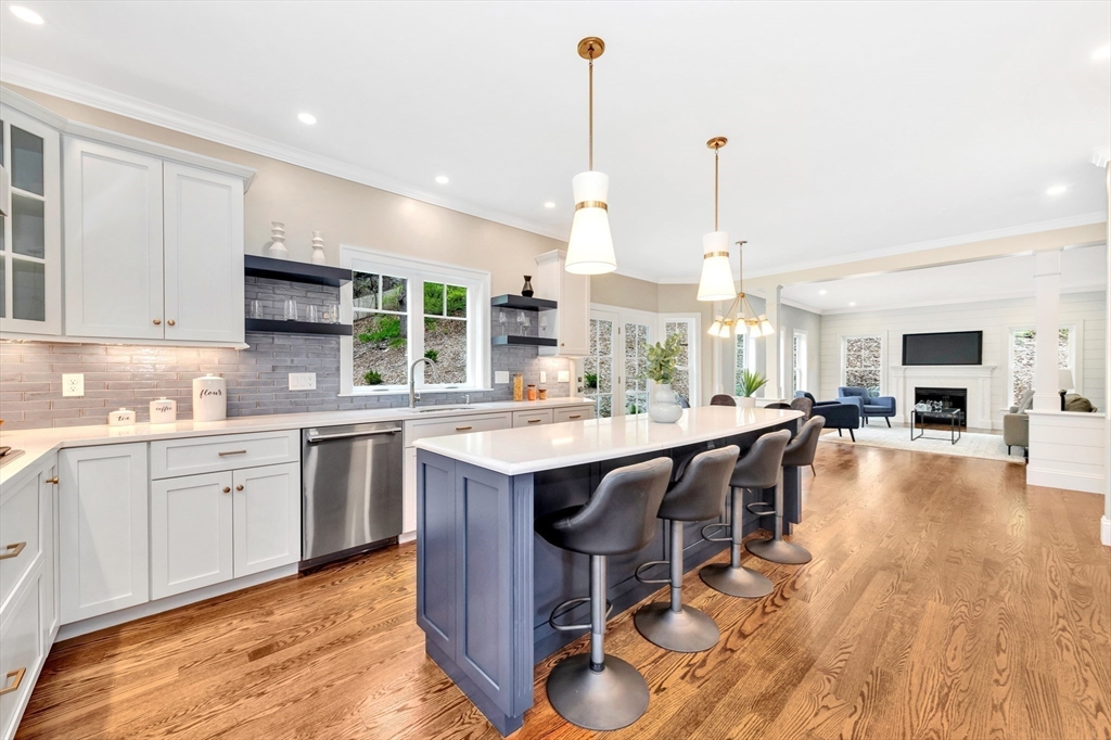 32 Brookside Avenue Lexington, MA 02421 - Photo 7 of 33 Gallery Image 7