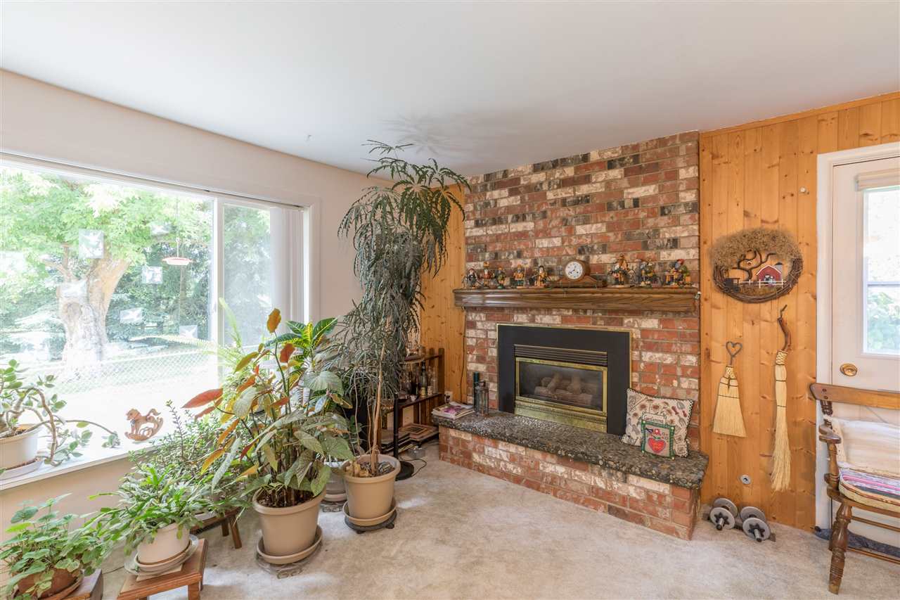 39208 North Spotted Road Clayton, WA 99110 - Photo 6 of 20