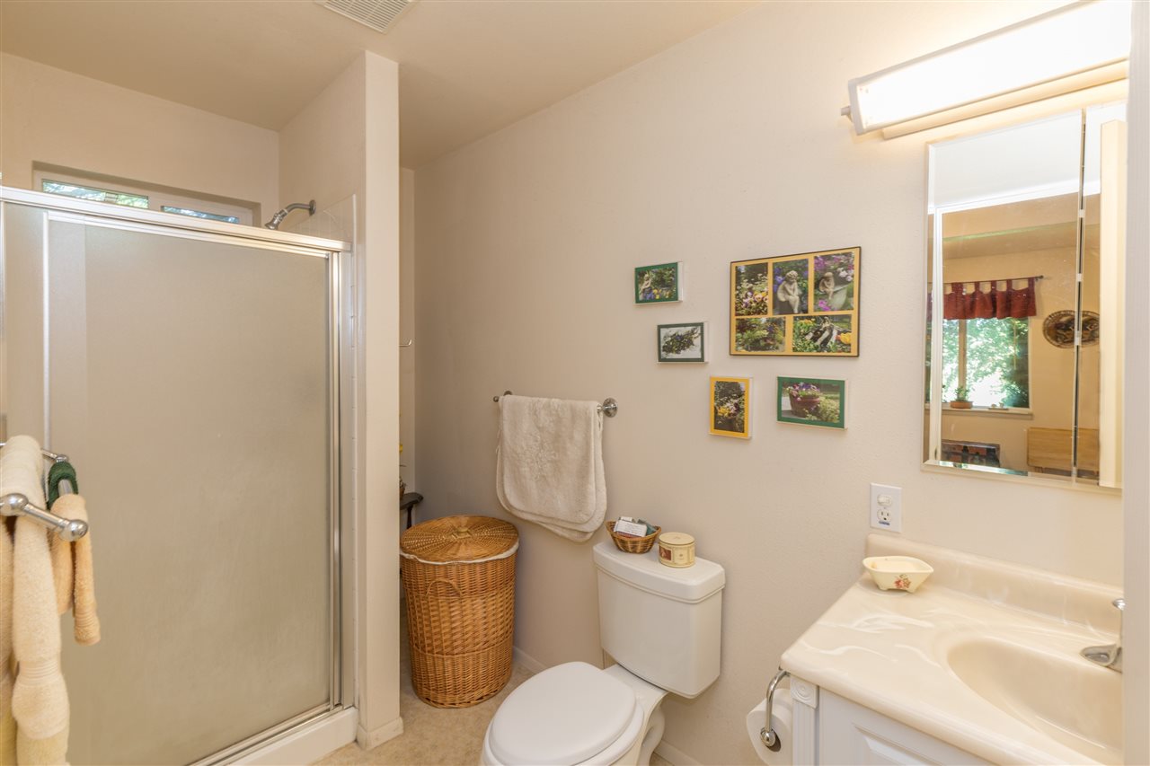 39208 North Spotted Road Clayton, WA 99110 - Photo 10 of 20