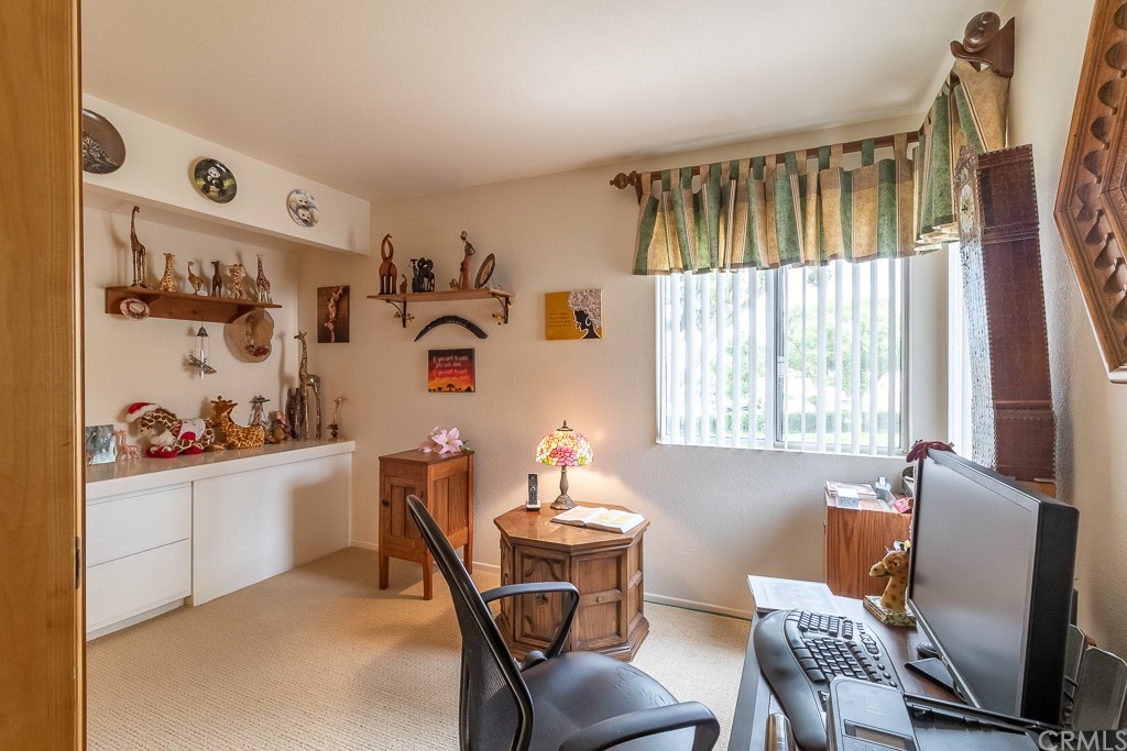 7670 Calle Talia Highland, CA 92346 - Photo 22 of 37 BEDROOM/OFFICE
