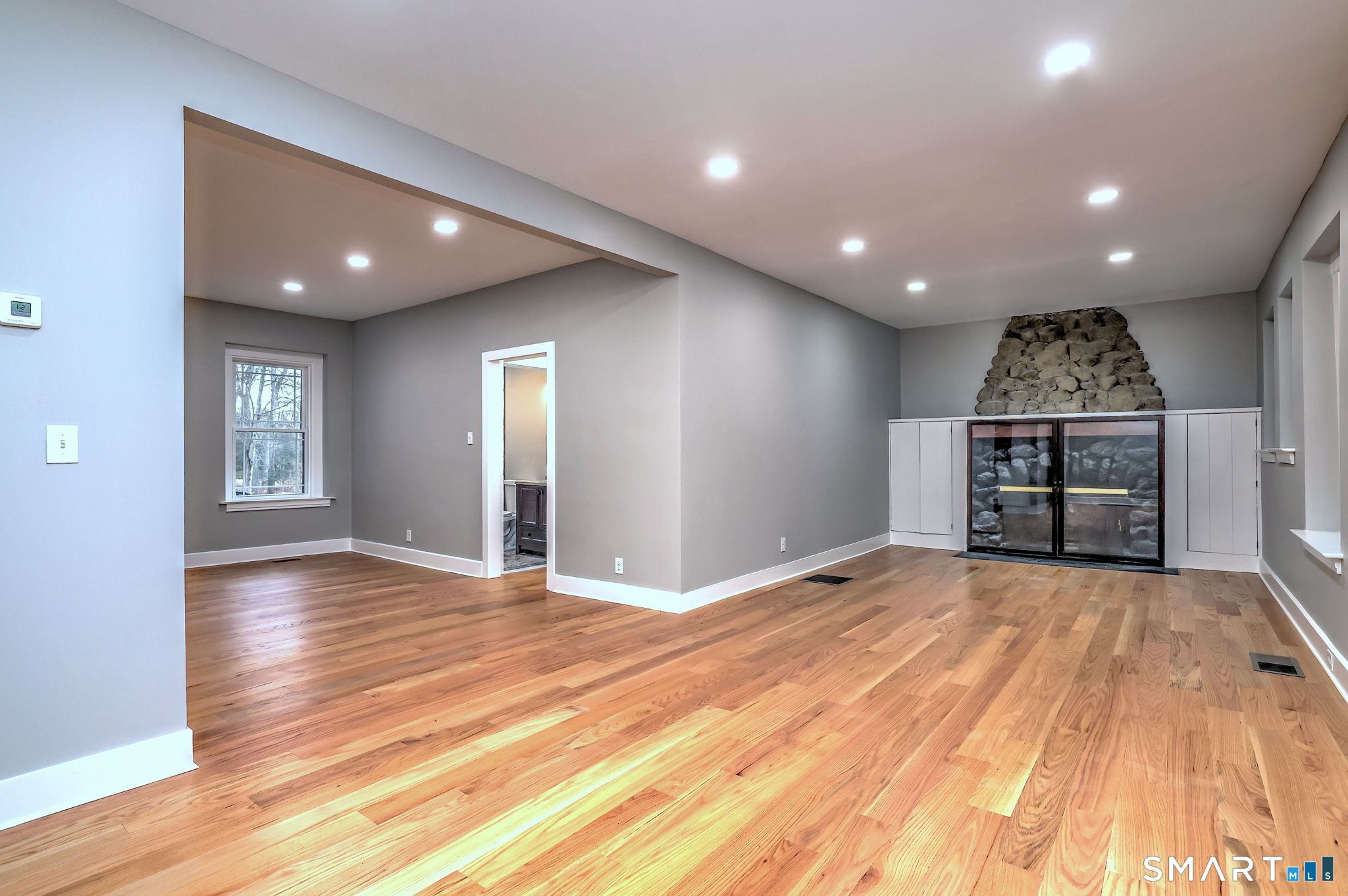 884 Grassy Hill Road Orange, CT 06477 - Photo 12 of 40