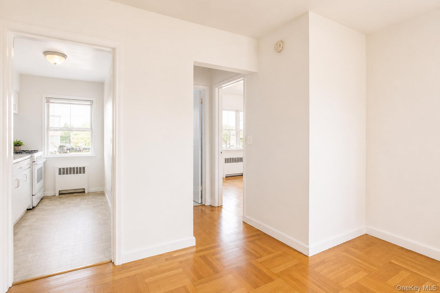 325 Shore Road, Unit 1E Long Beach, NY 11561 - Photo 3 of 14