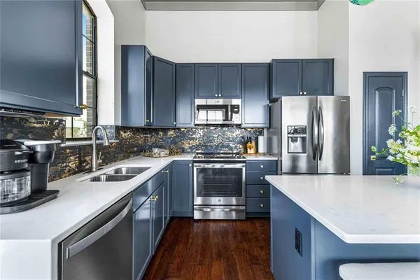 $819,900 | 330 Austin Avenue, Unit 322, Waco, TX 76701