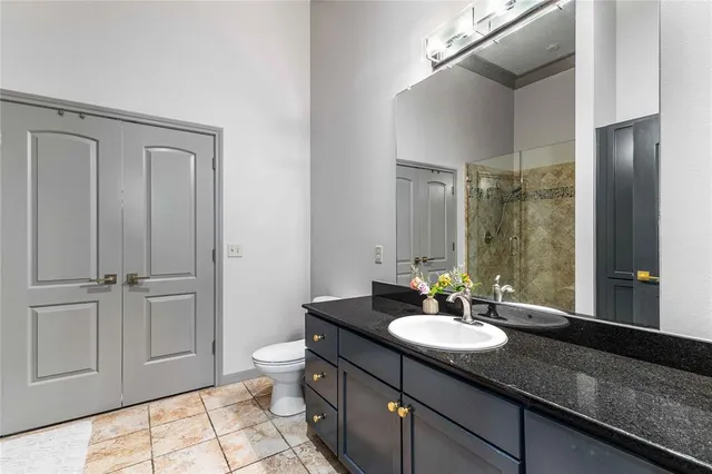 $819,900 | 330 Austin Avenue, Unit 322, Waco, TX 76701