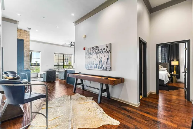 $819,900 | 330 Austin Avenue, Unit 322, Waco, TX 76701