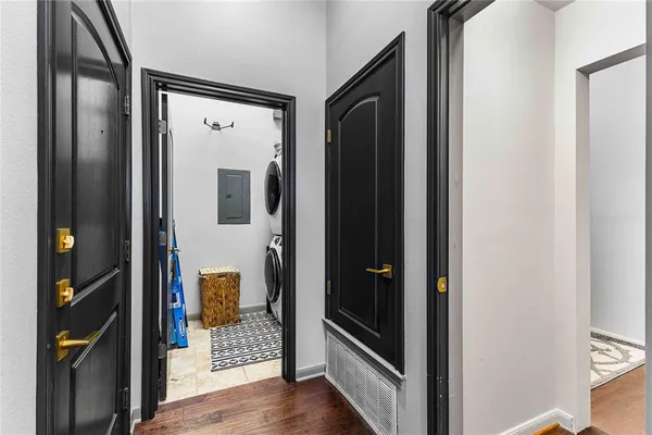 $819,900 | 330 Austin Avenue, Unit 322, Waco, TX 76701